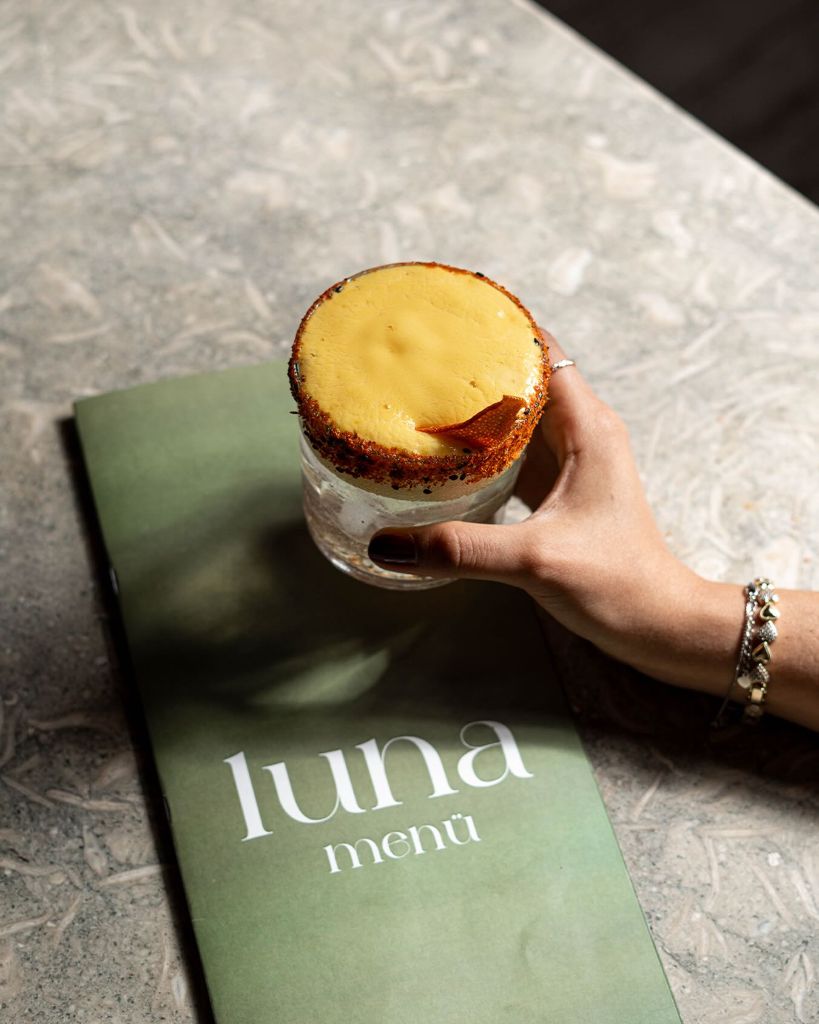 Luna Deneyimi